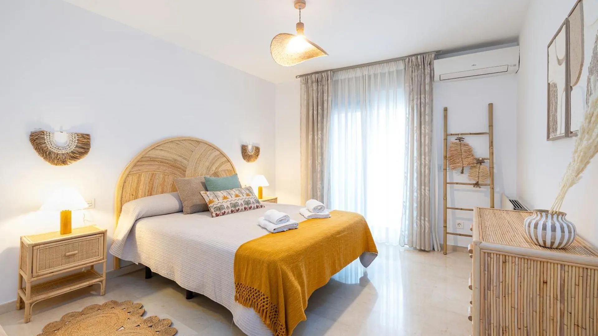 Luxury Apartment Fuengirola By Aora Stay Spain